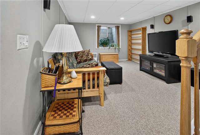186 Paula Red Lane, Greece, NY 14626