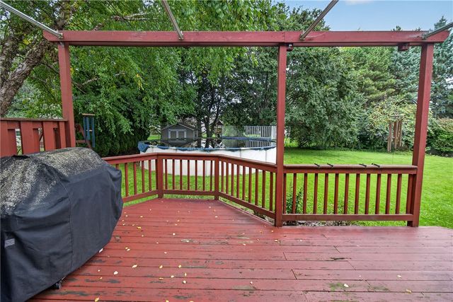 186 Paula Red Lane, Greece, NY 14626