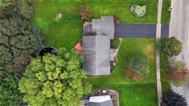 186 Paula Red Lane, Greece, NY 14626