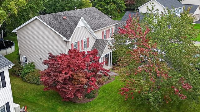 186 Paula Red Lane, Greece, NY 14626