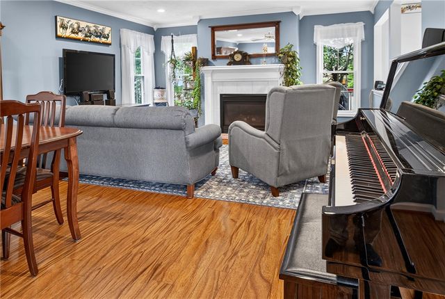 186 Paula Red Lane, Greece, NY 14626