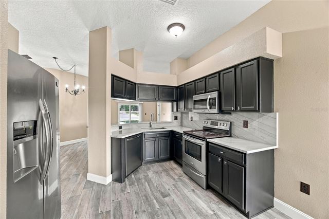 7919 MERCHANTVILLE CIRCLE, Zephyrhills, FL 33540