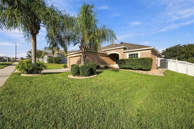 7919 MERCHANTVILLE CIRCLE, Zephyrhills, FL 33540