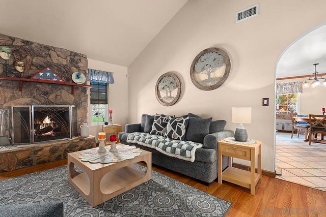 13438 Floral, Poway, CA 92064