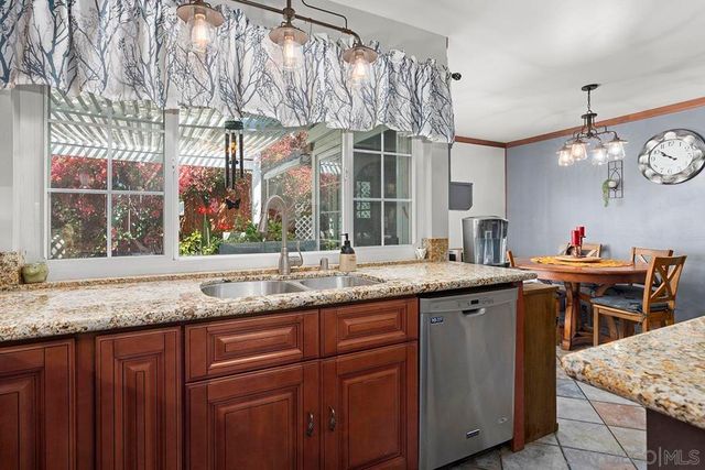 13438 Floral, Poway, CA 92064