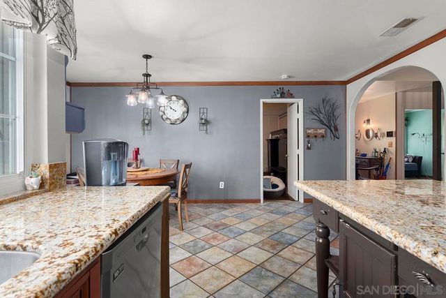 13438 Floral, Poway, CA 92064