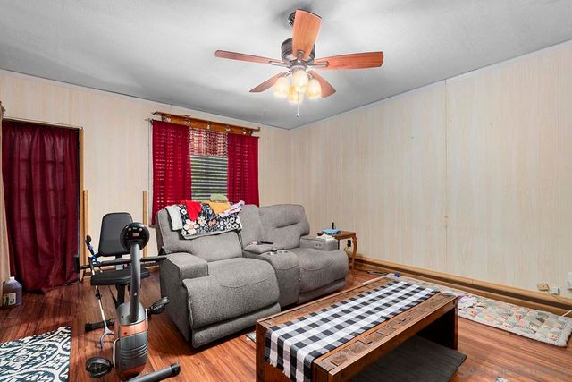 13438 Floral, Poway, CA 92064