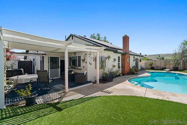 13438 Floral, Poway, CA 92064