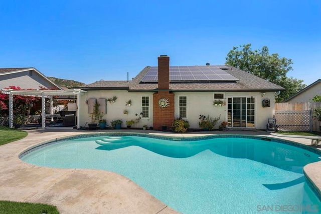 13438 Floral, Poway, CA 92064
