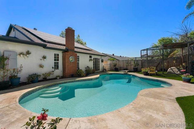 13438 Floral, Poway, CA 92064