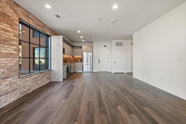 4315 S Congress Ave 235, Austin, TX 78745