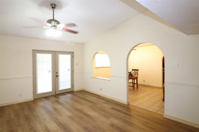 2002 Victoria Road, Carrollton, TX 75007