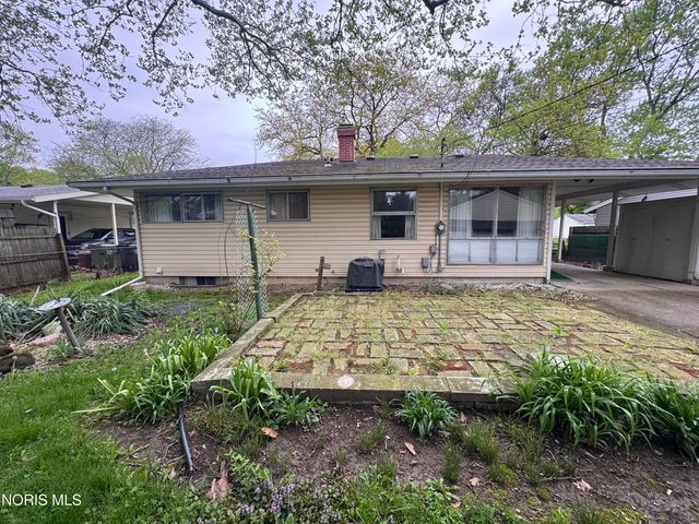 1408 Bradshaw Court, Maumee, OH 43537