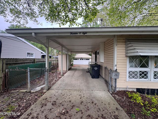 1408 Bradshaw Court, Maumee, OH 43537