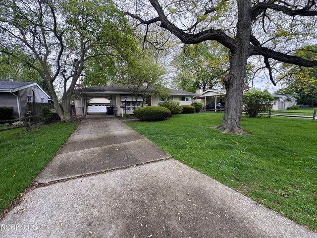 1408 Bradshaw Court, Maumee, OH 43537
