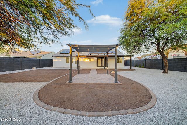 20450 N 14TH Lane, Phoenix, AZ 85027