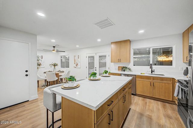 20450 N 14TH Lane, Phoenix, AZ 85027