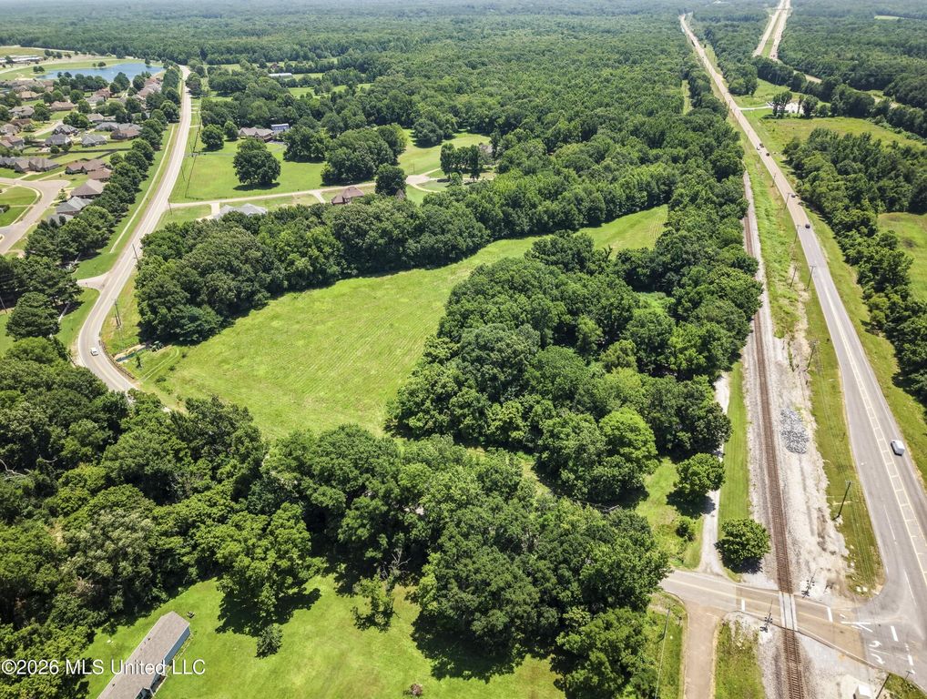 Center Hill Road, Olive Branch, MS 38654 — photo 2