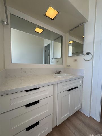 1040 Kinau Street 603, Honolulu, HI 96814