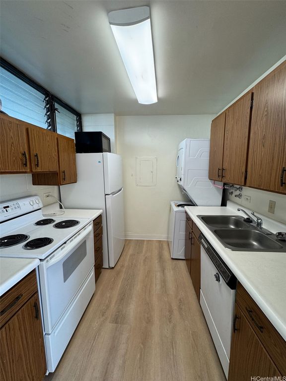 1040 Kinau Street 603, Honolulu, HI 96814