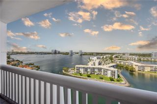 1000 W Island Blvd 1910, Aventura, FL 33160