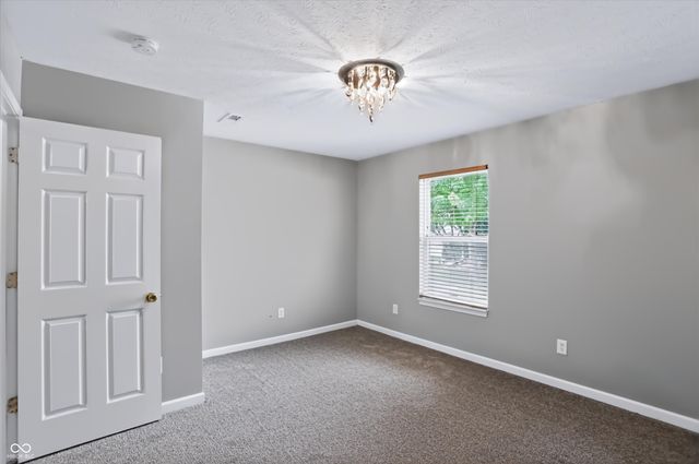 659 Sonoma Lane, Greenfield, IN 46140