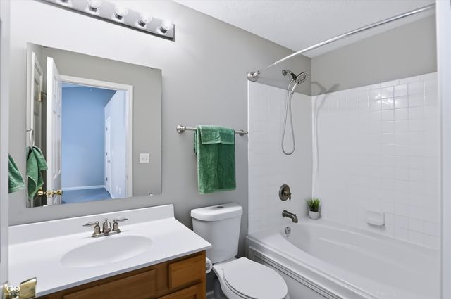 659 Sonoma Lane, Greenfield, IN 46140