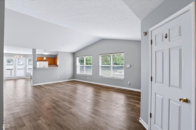 659 Sonoma Lane, Greenfield, IN 46140