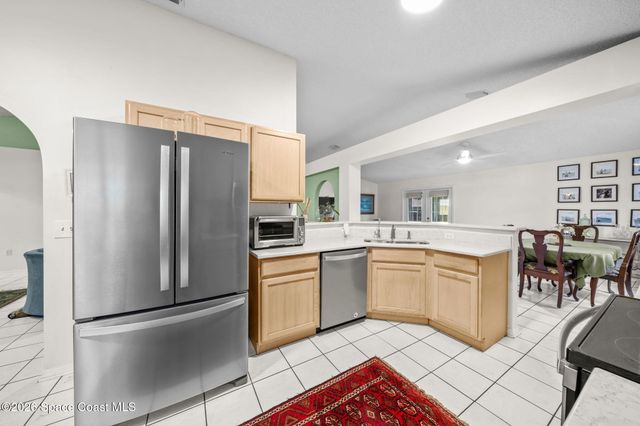 1272 White Oak Circle, Melbourne, FL 32934
