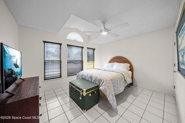 1272 White Oak Circle, Melbourne, FL 32934
