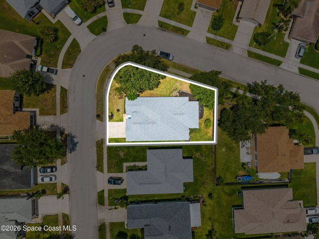 1272 White Oak Circle, Melbourne, FL 32934