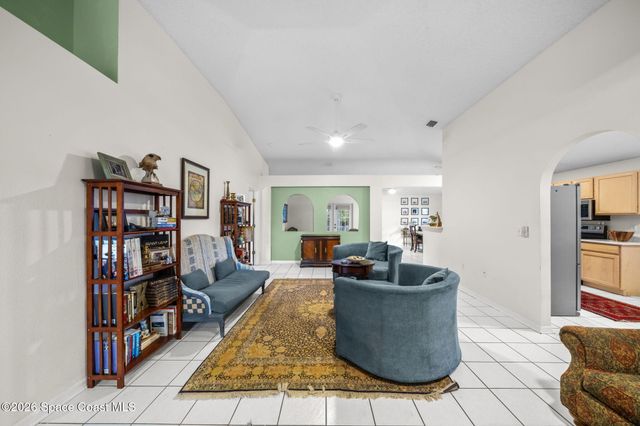 1272 White Oak Circle, Melbourne, FL 32934