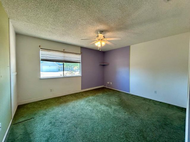 55 Oxford Avenue, Clovis, CA 93612