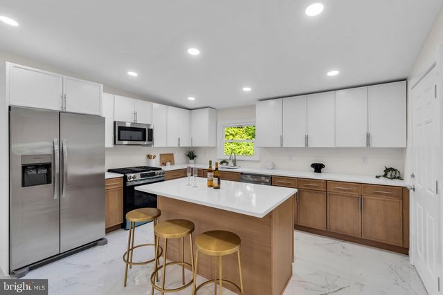323 CONCORD AVE, Ewing, NJ 08618