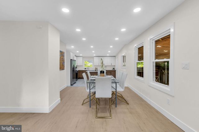 323 CONCORD AVE, Ewing, NJ 08618