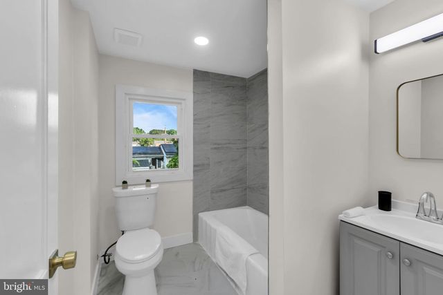 323 CONCORD AVE, Ewing, NJ 08618