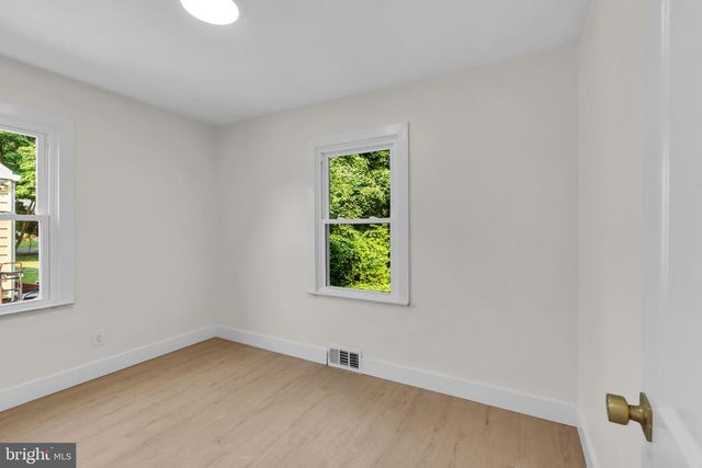 323 CONCORD AVE, Ewing, NJ 08618