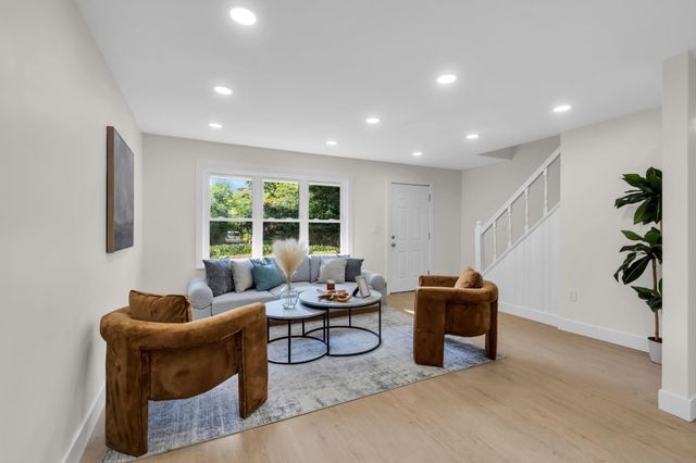 323 CONCORD AVE, Ewing, NJ 08618