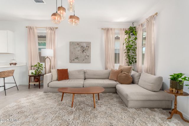 3168 W CEDAR RIDGE Road, Phoenix, AZ 85083