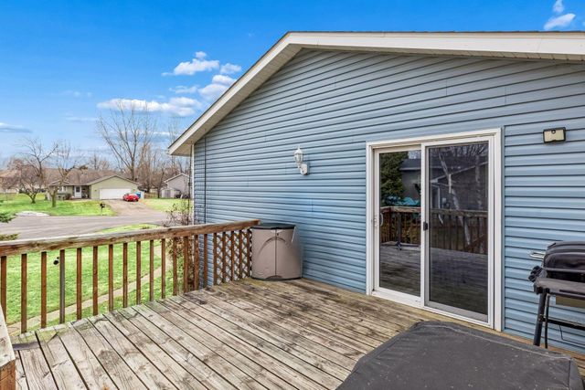 1558 9th Street Circle SE, Forest Lake, MN 55025