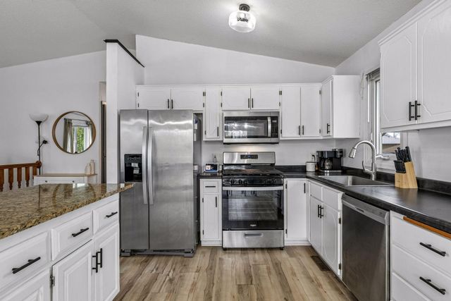 1558 9th Street Circle SE, Forest Lake, MN 55025