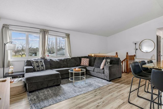 1558 9th Street Circle SE, Forest Lake, MN 55025