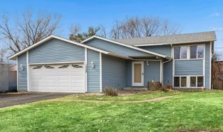 1558 9th Street Circle SE, Forest Lake, MN 55025