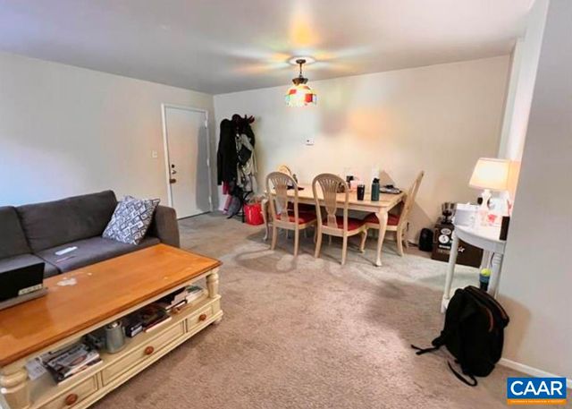 1215 Wertland St Apt B31, Charlottesville, VA 22903