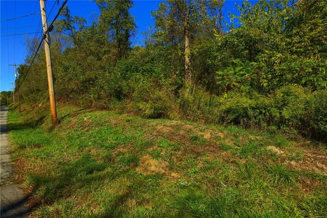 2618 US Route 30, Hookstown, PA 15050