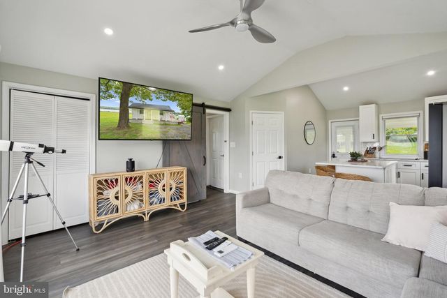 2619 LYNN ALLEN RD, King George, VA 22485