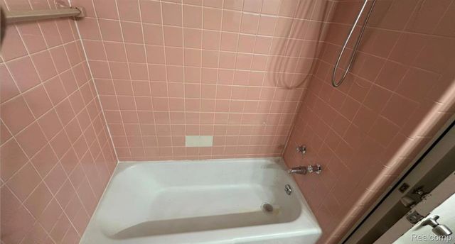 27099 Demrick Street, Roseville, MI 48066