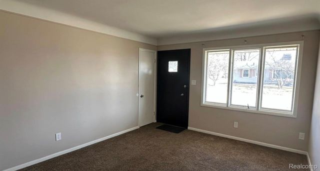 27099 Demrick Street, Roseville, MI 48066