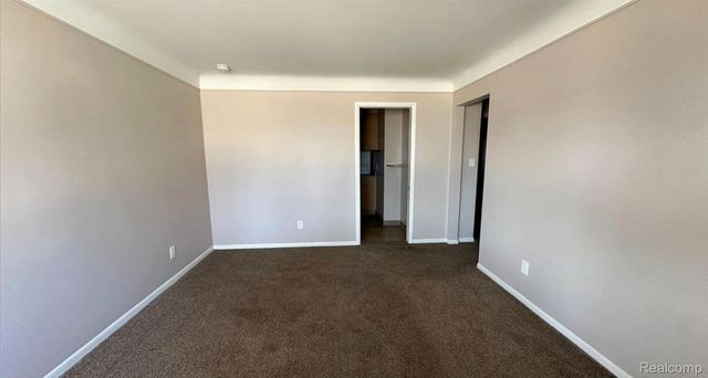 27099 Demrick Street, Roseville, MI 48066