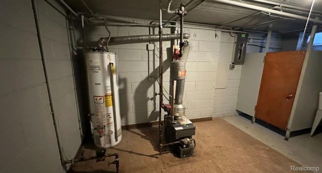 27099 Demrick Street, Roseville, MI 48066